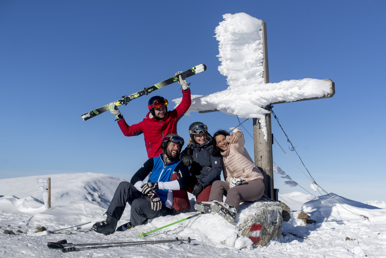 Lachtal, Zinken Gipfelkreuz